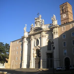 La Finestra Di Fronte Řím