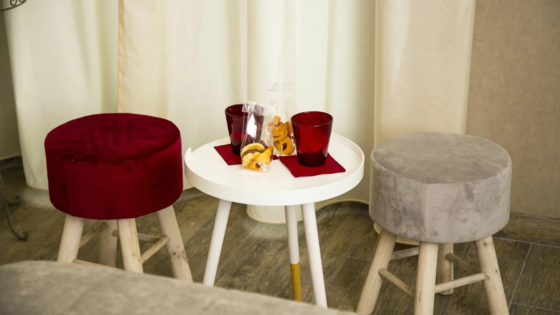 Santamaria Inn Рим